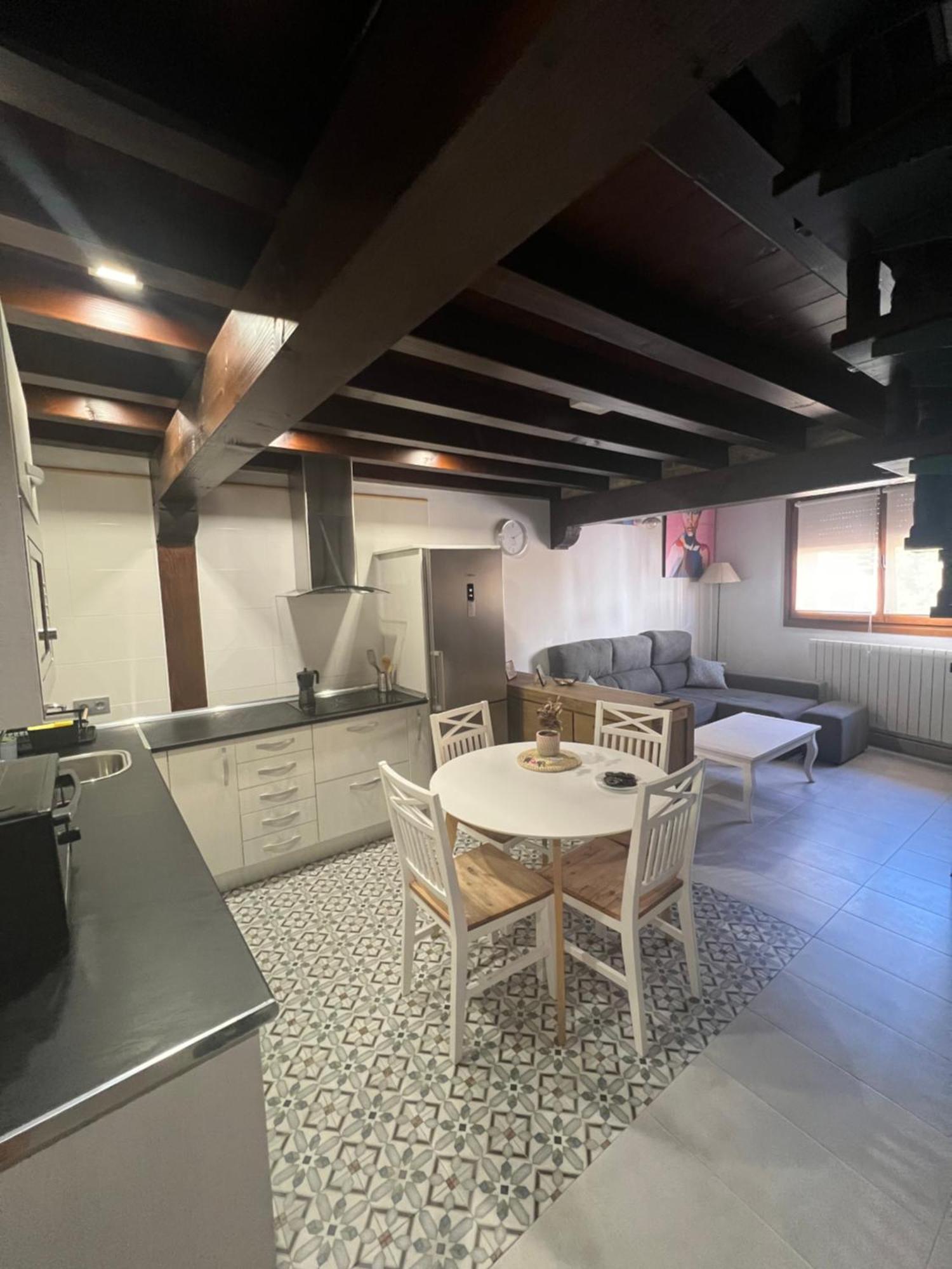 Apartamento Duplex En Sangueesa De 3 Dormitorios Y 2 Banos エクステリア 写真